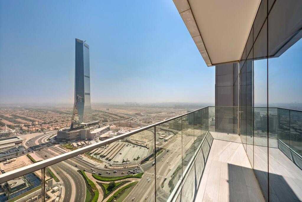 2-bedroom In Me Do Re Apartment Dubai
